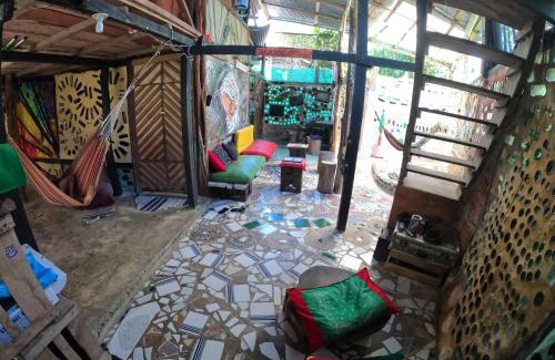 Capurgana House | Reciclarte Galería Hostal