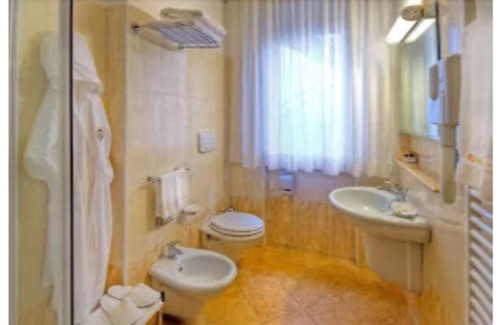 Montecassiano Hotel | Recina Hotel