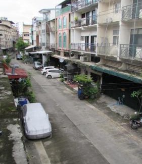 Chang Phueak House | Reconnecting