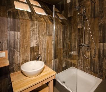 Rijen Other | Recreatiepark d'n Mastendol luxe Boomhutten