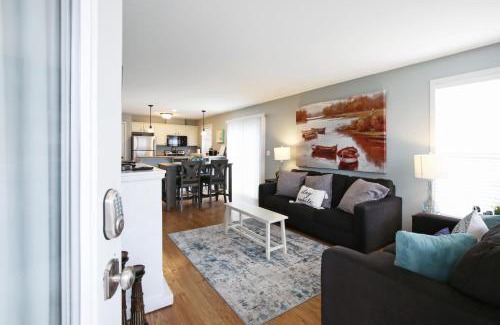 Ottawa House | Red Anchor