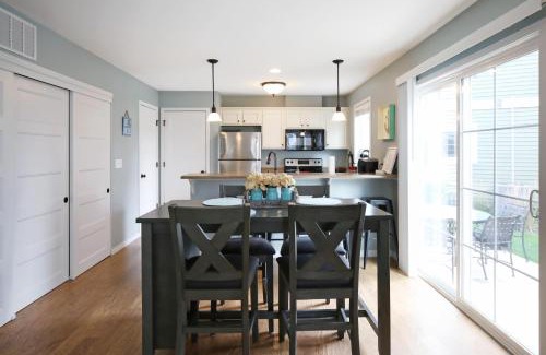 Ottawa House | Red Anchor