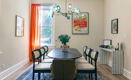 Lafayette Square Apartment | Red Brick Row by StayLage