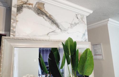 Moreleta Park Apartment | Red Button
