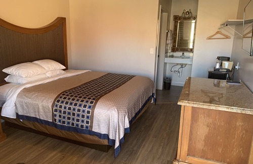 Kanab Hotel | Red Canyon Cabins