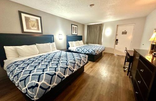 Norwalk Hotel | Red Carpet Inn Norwalk