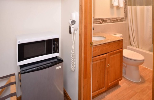 Soudersburg Hotel | Red Carpet Inn Ronks