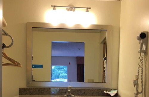 Cooperstown Hotel | Red Carpet Inn & Suites Cooperstown