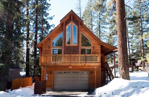 Tahoe City House | Red Cedar on North Shore - Beautiful 3BR w Gorgeous Furnishings in Tahoe City