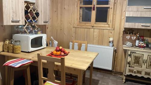 Schitu-Tarcau House | Red Chalet