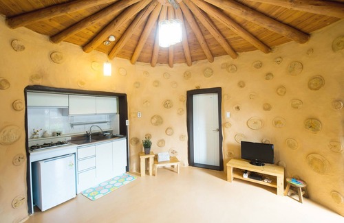Gangneung House | Red Clay Pension