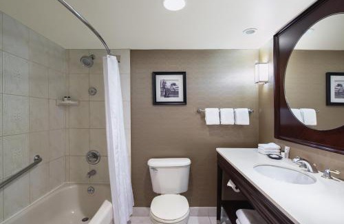 Red Deer Hotel | Red Deer Resort & Casino