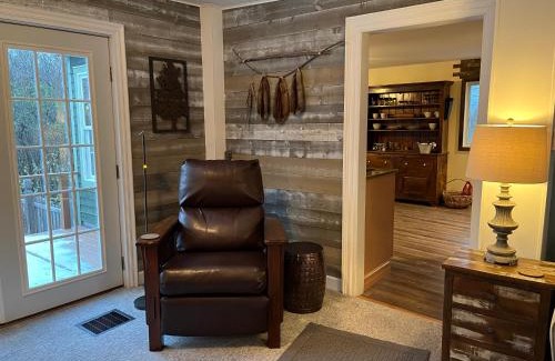 Cazenovia House | Red Fox Run B&B
