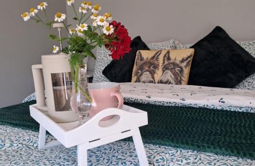 Buncrana House | Red Gate Cottage