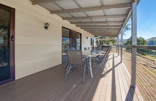 Little River Cottage | Red Gum Pet Friendly Cottage
