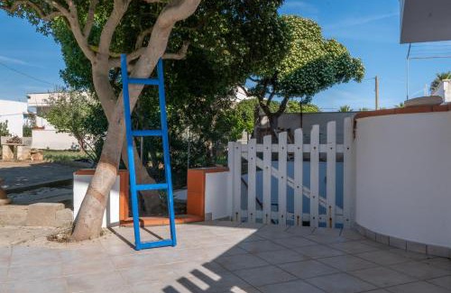 Capilungo Apartment | Red home sul mare, la passeggiata salentina