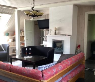 Appelbo House | Red House
