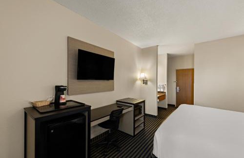 Gretna Hotel | Red Lion Inn & Suites Gretna - Omaha SW