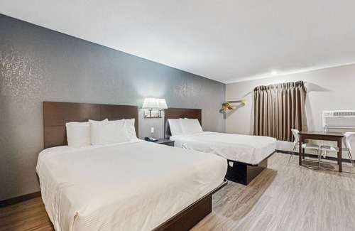 Olathe Hotel | Red Lion Inn & Suites Olathe Kansas City
