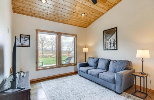 Red Lodge House | Red Lodge Home with Outdoor Kitchen and Fire Table!