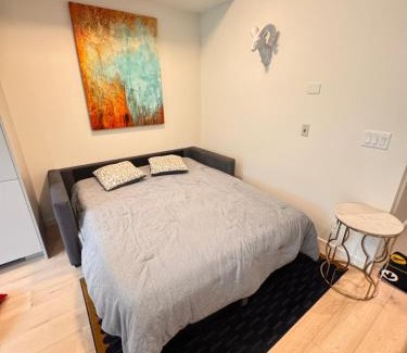 Rossland Apartment | RED Mountain Suite