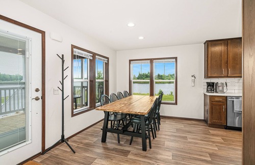 Saginaw House | Red Pine Retreat- Quiet 3-bedroom lake house in Saginaw-close to Duluth!