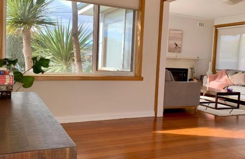 Norwood House | Red Robin Family Accommodation
