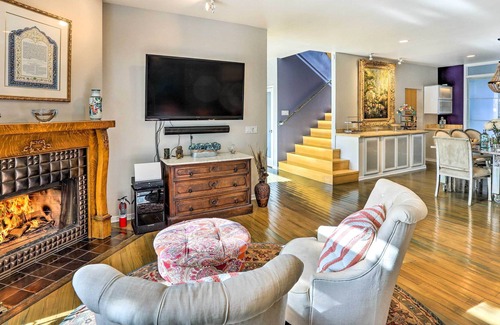Idledale House | Red Rocks Chalet w/ Dream Kitchen: Extended Stays