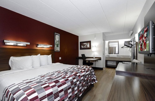 Aberdeen Hotel | Red Roof Inn Aberdeen