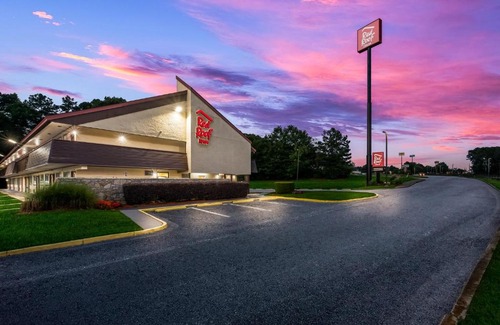 Morrow Hotel | Red Roof Inn Atlanta South - Morrow
