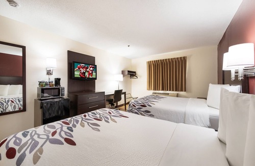 Auburn Hotel | Red Roof Inn Auburn