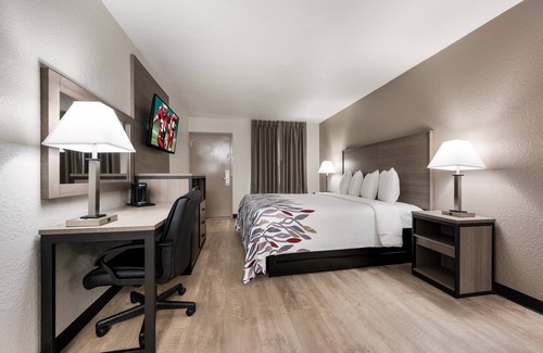 Vestavia Hills Hotel | Red Roof Inn Birmingham South
