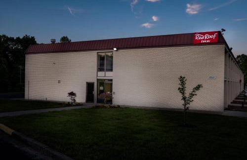 Dumfries Hotel | Red Roof Inn Dumfries-Quantico