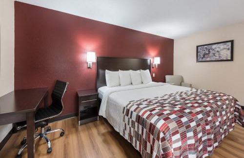 Findlay Hotel | Red Roof Inn Findlay