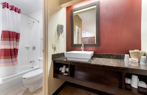Lafayette Hotel | Red Roof Inn Lafayette - Purdue University