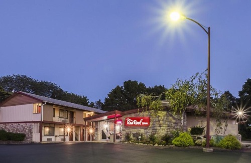 Witmer Hotel | Red Roof Inn Lancaster Strasburg