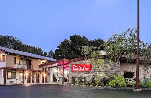 Witmer Hotel | Red Roof Inn Lancaster Strasburg