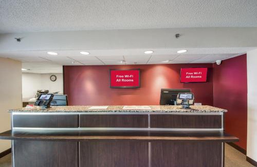 Bonanza Hotel | Red Roof Inn Laredo