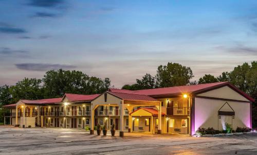 Marion Hotel | Red Roof Inn Marion, IN