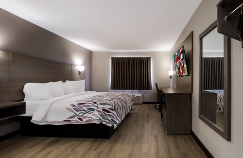 Marston Hotel | Red Roof Inn Marston