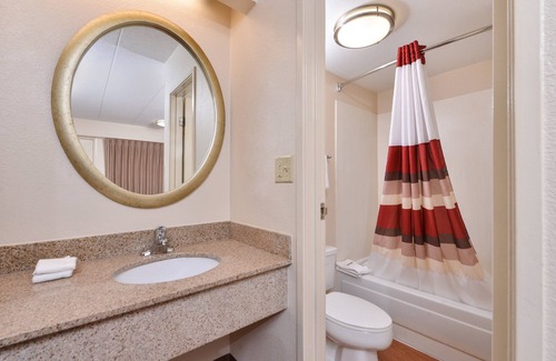 Merrillville Hotel | Red Roof Inn Merrillville