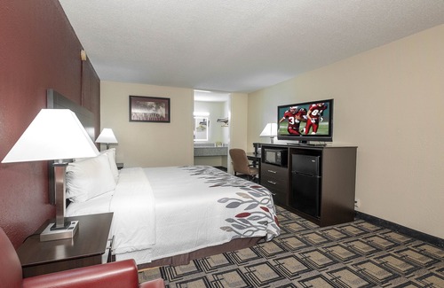 Murray Hotel | Red Roof Inn Murray