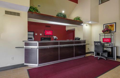 Northwest Pensacola Hotel | Red Roof Inn Pensacola Fairgrounds