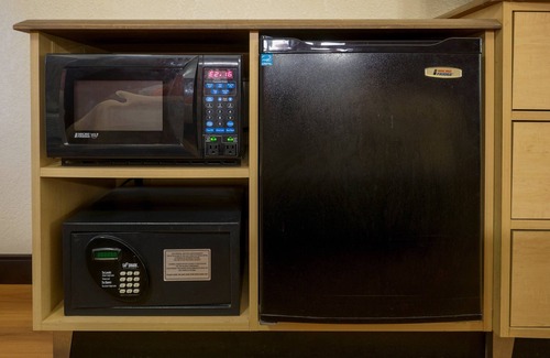 Cranberry Township Hotel | Red Roof Inn Pittsburgh North - Cranberry Township