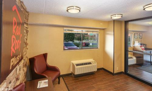 Hanover Hotel | Red Roof Inn PLUS+ Baltimore - Washington DC/BWI South