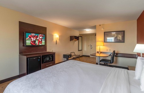 Biggs Field Hotel | Red Roof Inn PLUS+ El Paso East