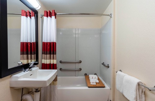 Biggs Field Hotel | Red Roof Inn PLUS+ El Paso East