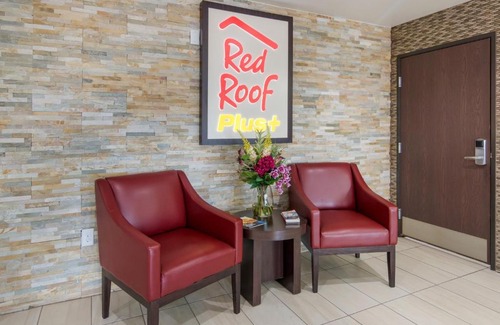 Burleson Hotel | Red Roof Inn PLUS+ Fort Worth - Burleson