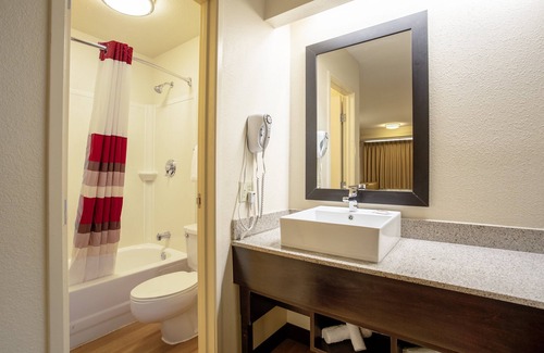 West Springfield Hotel | Red Roof Inn PLUS+ West Springfield