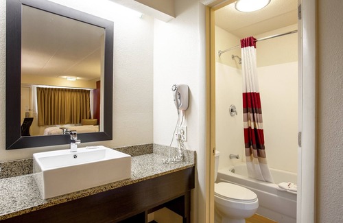 West Springfield Hotel | Red Roof Inn PLUS+ West Springfield